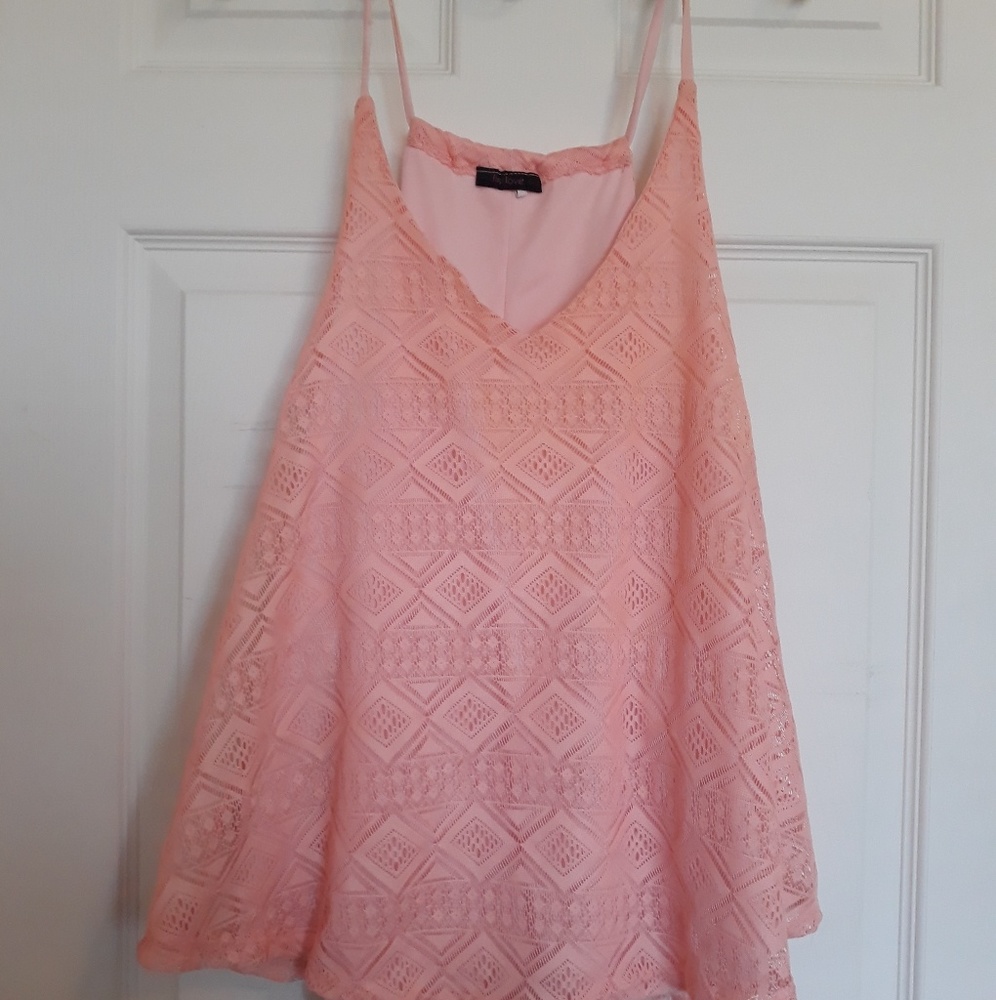 Airy pink top